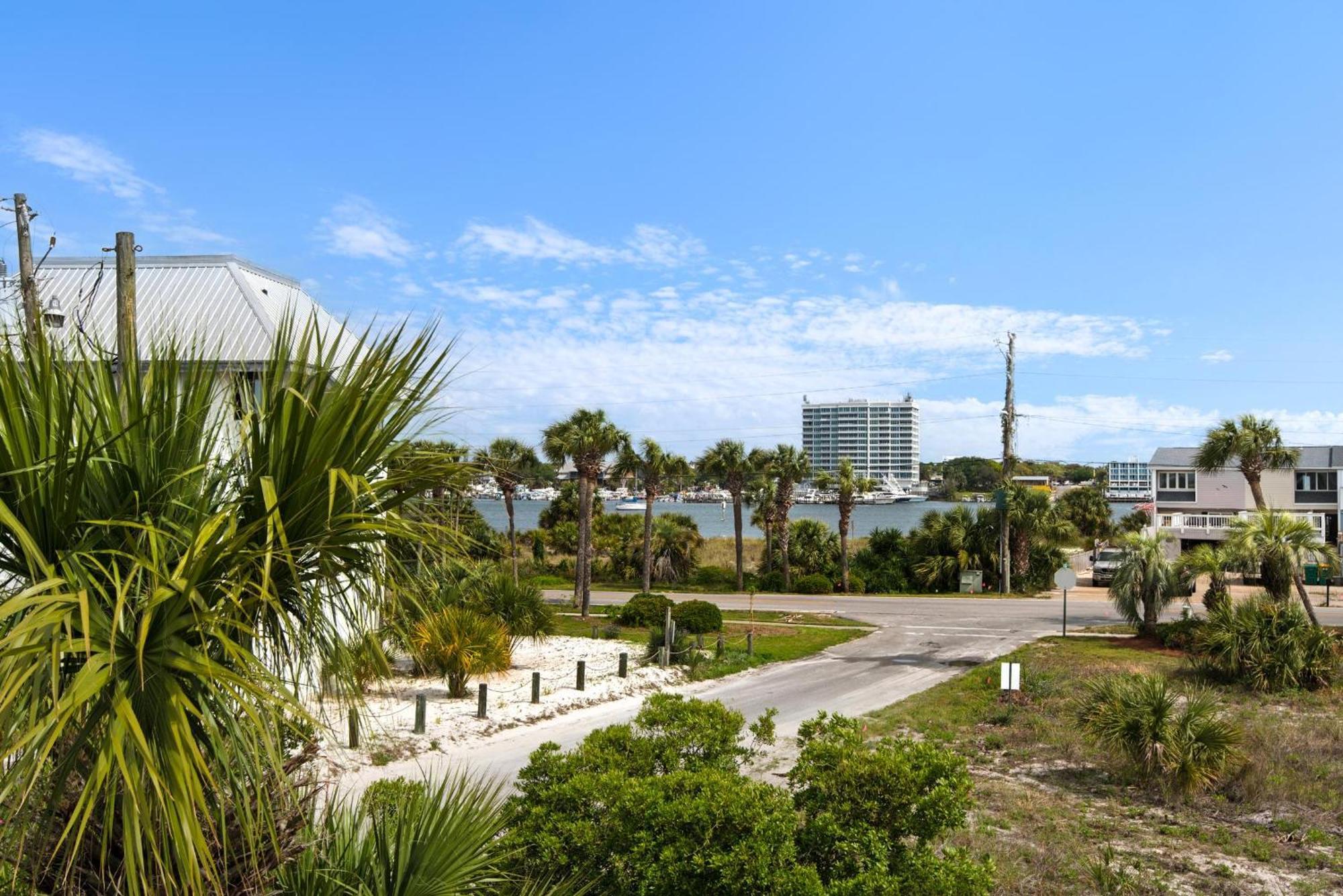 Beach Side- Harbor View 德斯廷 外观 照片